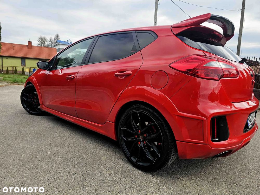 Kia Ceed 1.6 T-GDI GT-Challenge - 3