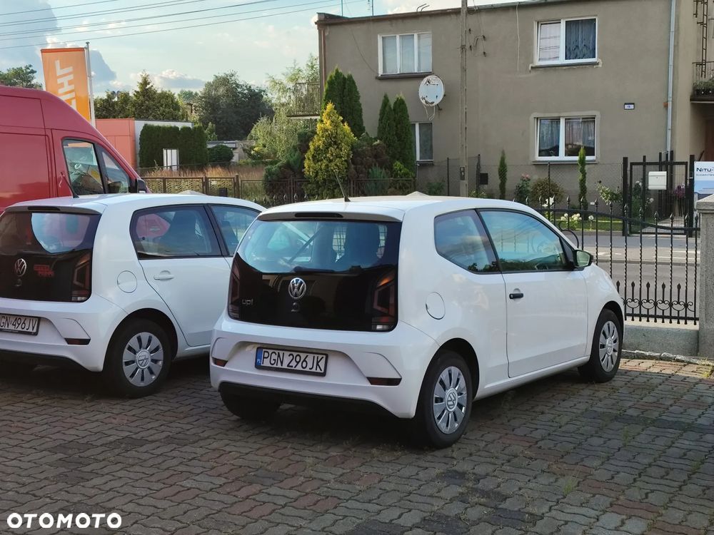Volkswagen up! 1.0 Beats - 10