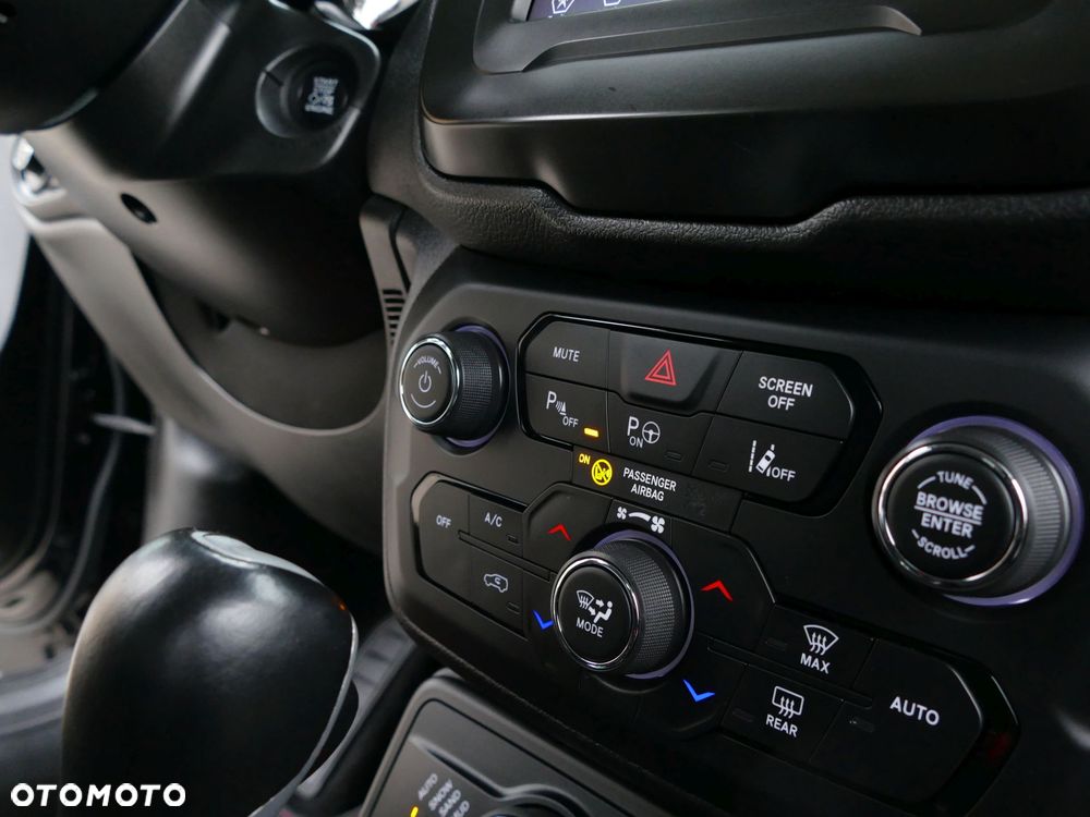 Jeep Renegade 1.4 MultiAir Active Drive Automatik Limited - 20