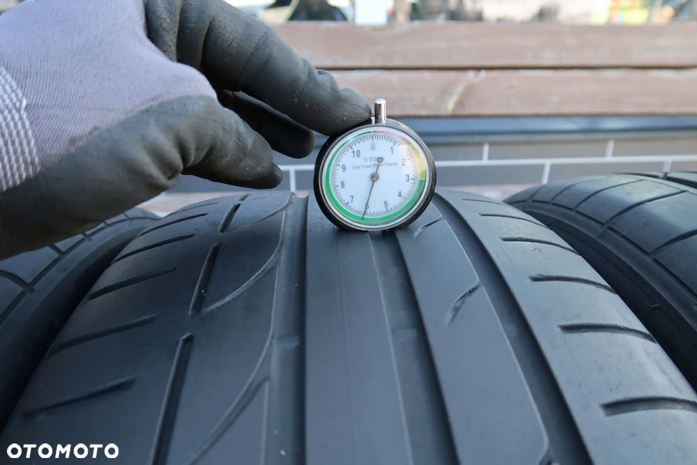 225/40r19 Brigdestone 225/40/19 - 5