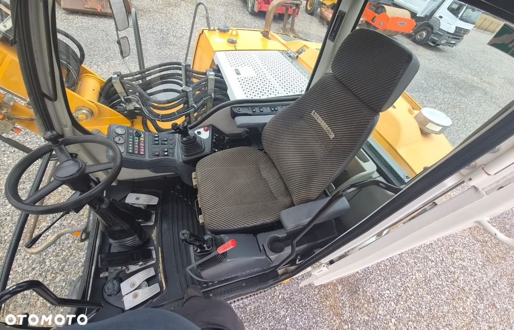 Liebherr A 309 Litronic - 17
