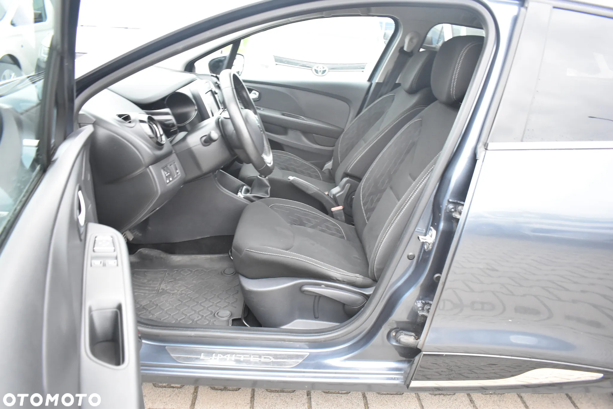 Renault Clio 1.5 dCi Energy Limited - 10