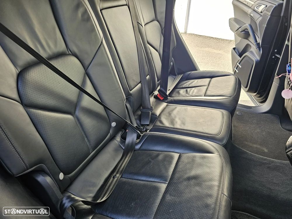 Porsche Cayenne Platinum Edition - 5