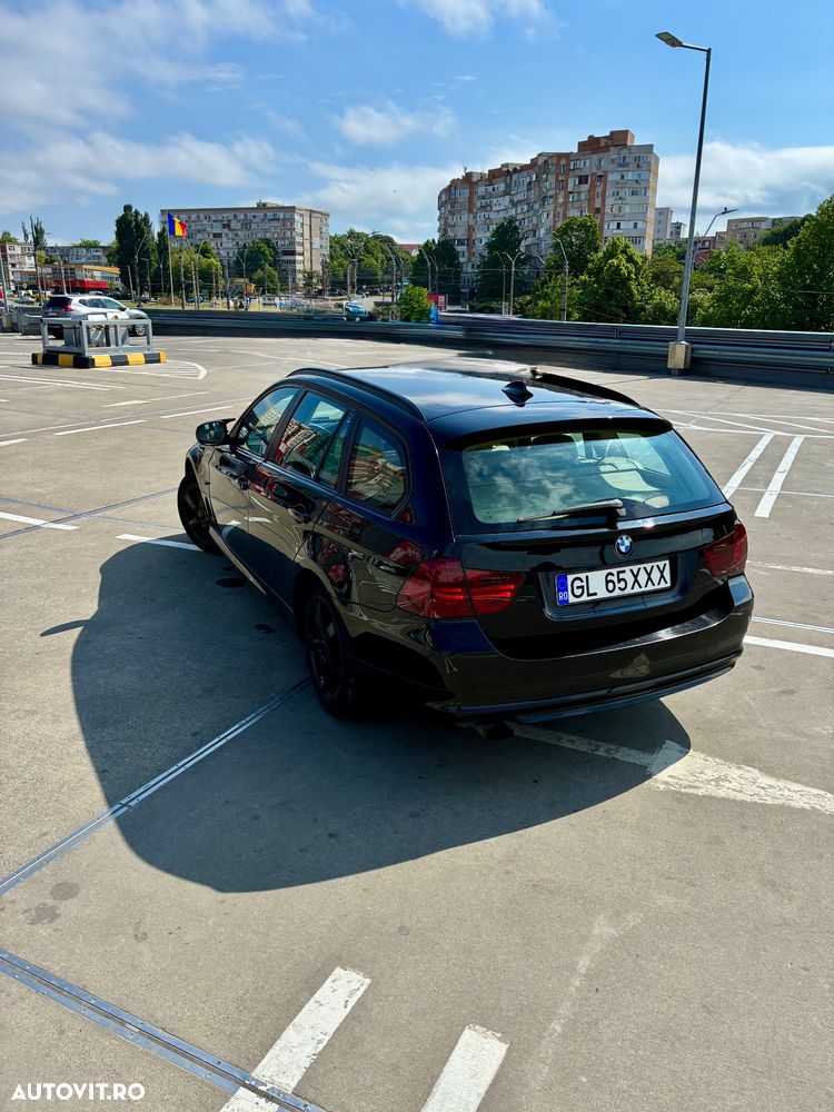 BMW Seria 3 318d - 4
