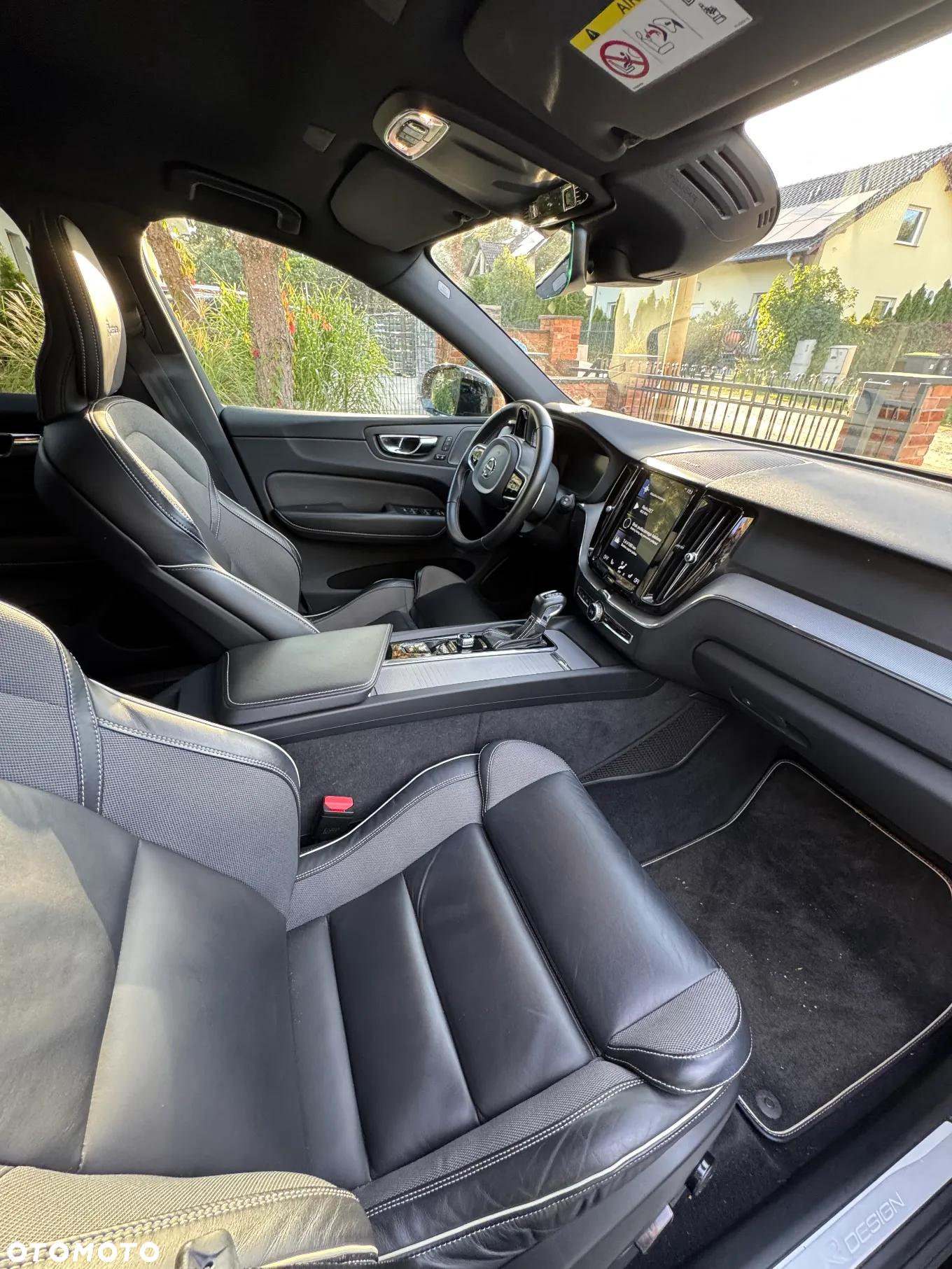 Volvo XC 60 D4 R-Design - 20