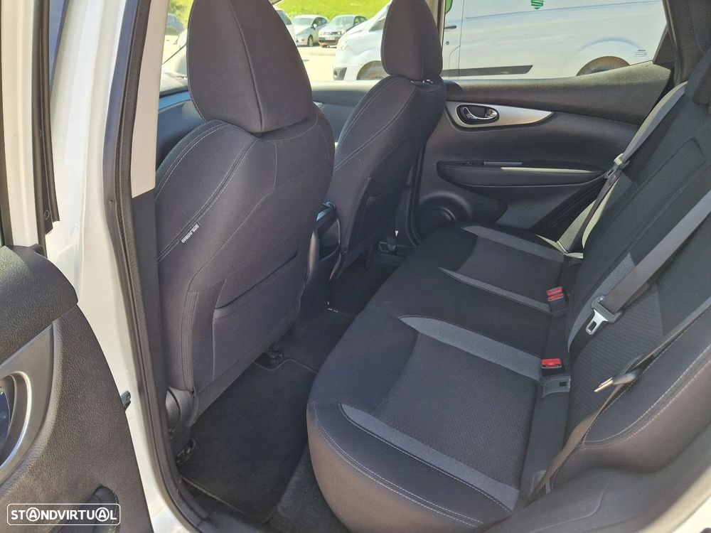 Nissan Qashqai - 14