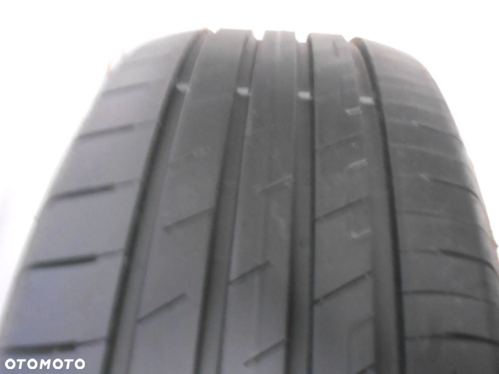 OPONA POJEDYNKA  215/60R17 GOODYEAR EFFICIENT GRIP PERFORMANCE DOT 4922 8MM - 2