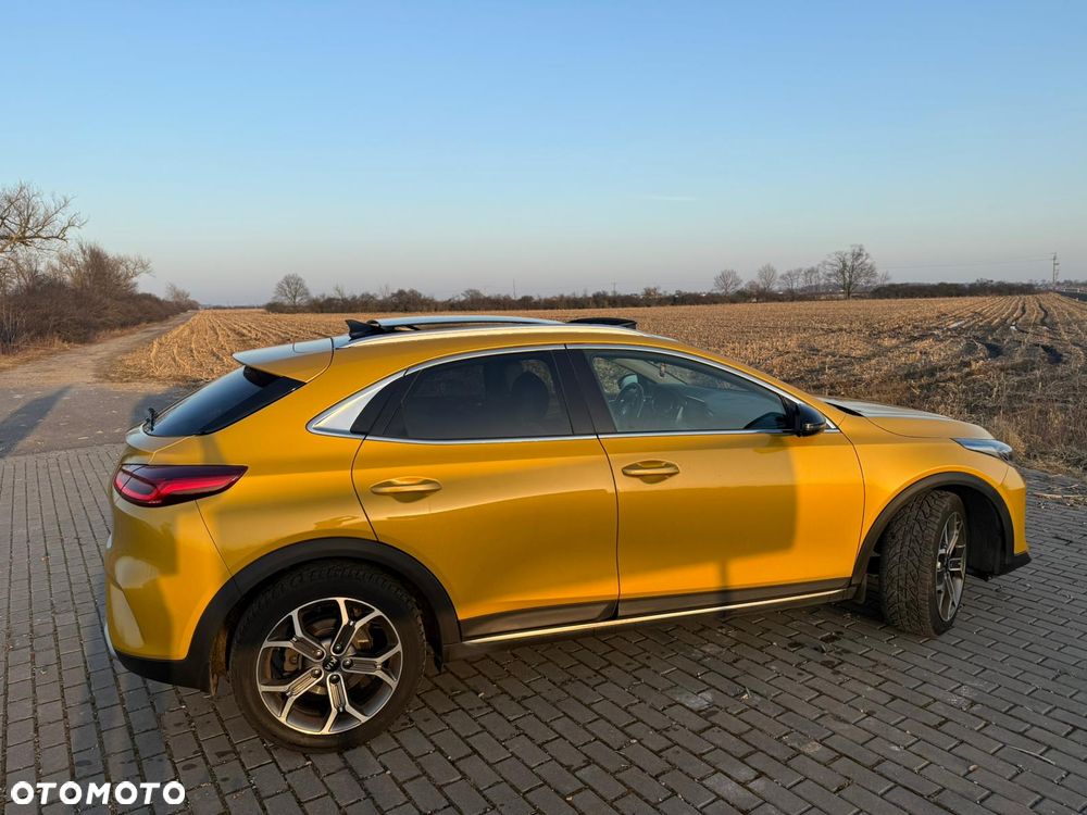 Kia XCeed 1.5 T-GDI L DCT - 4