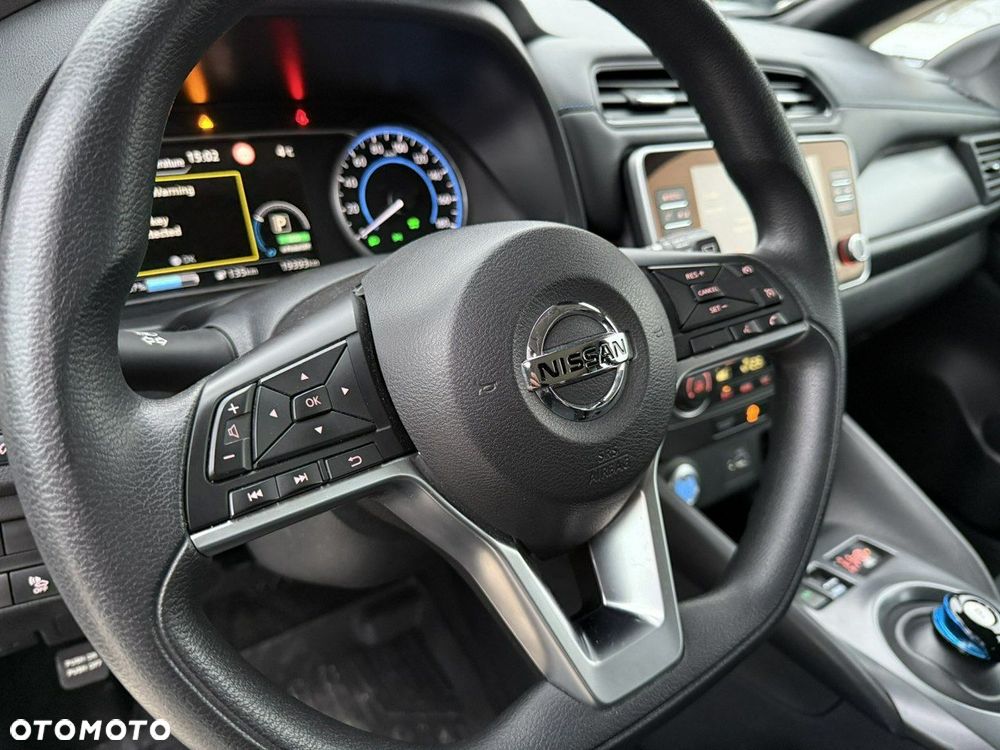 Nissan Leaf 40kWh Visia - 32