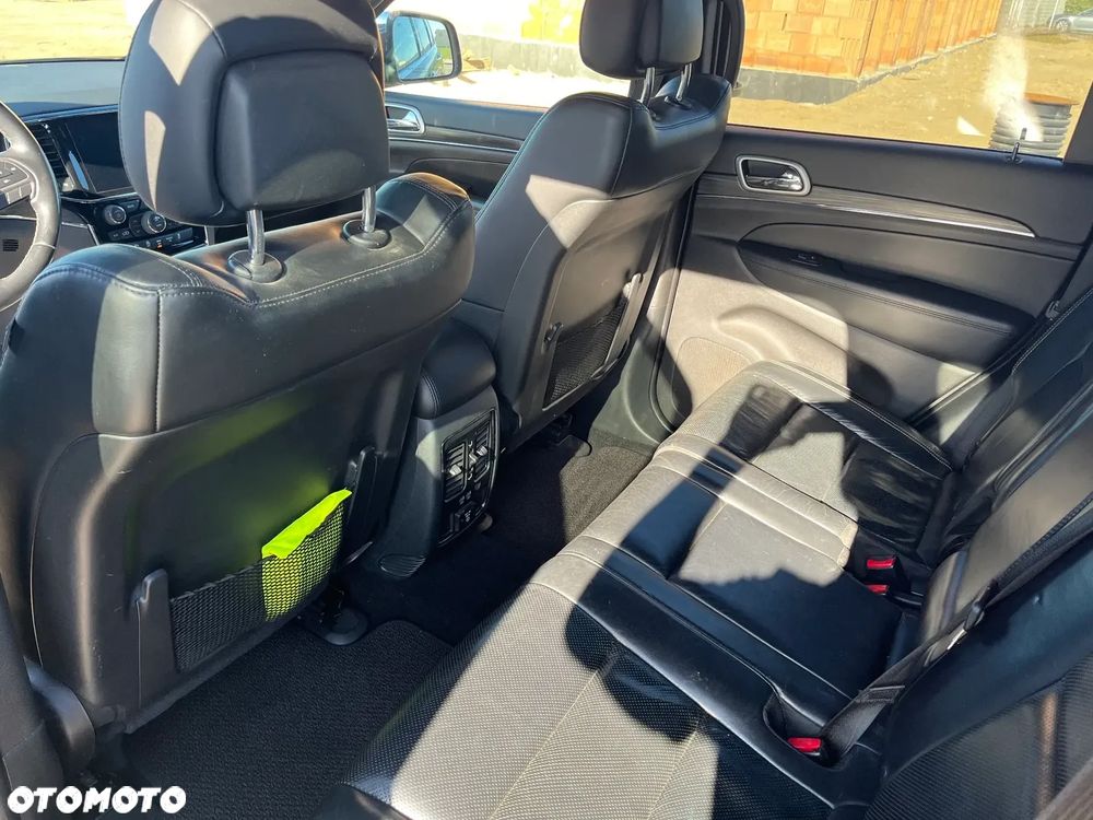 Jeep Grand Cherokee 3.6 V6 Overland - 11