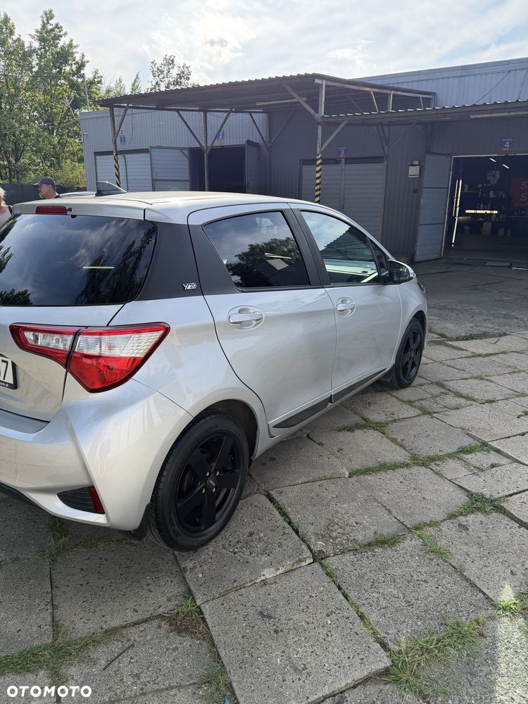 Toyota Yaris 1.5 20th Anniversary - 5