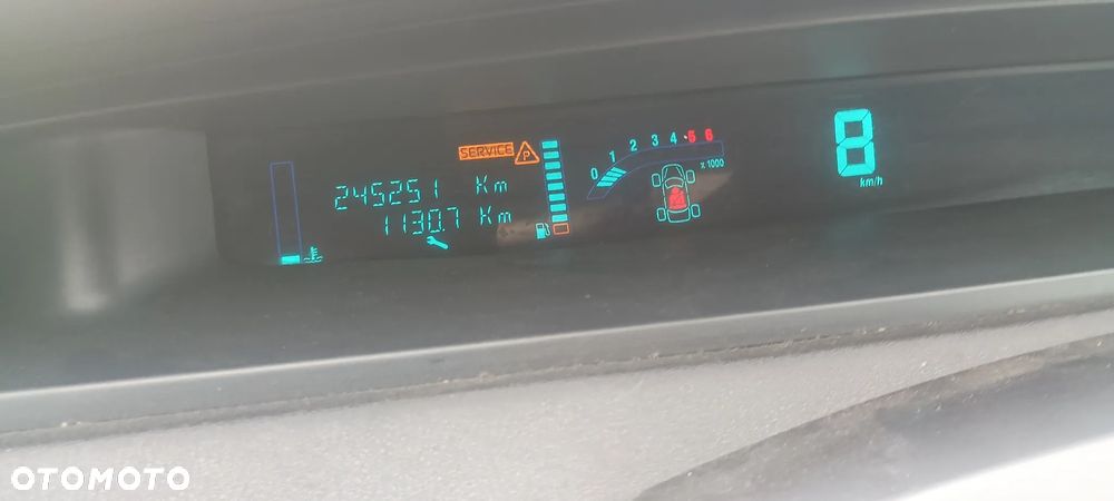 Renault Scenic - 9