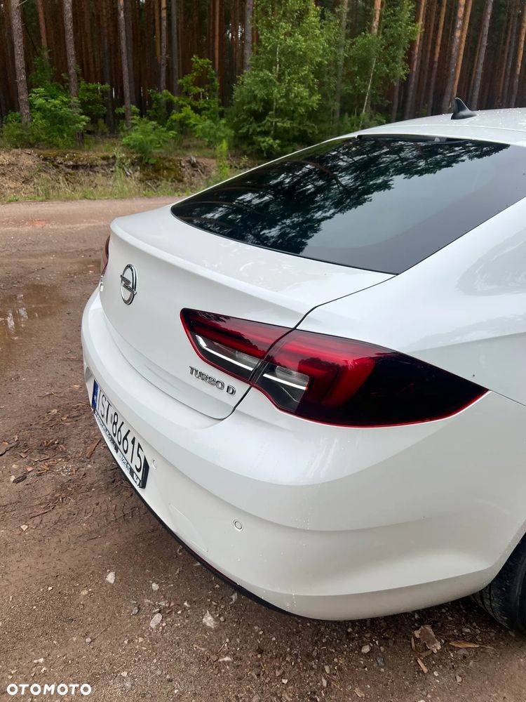 Opel Insignia - 8