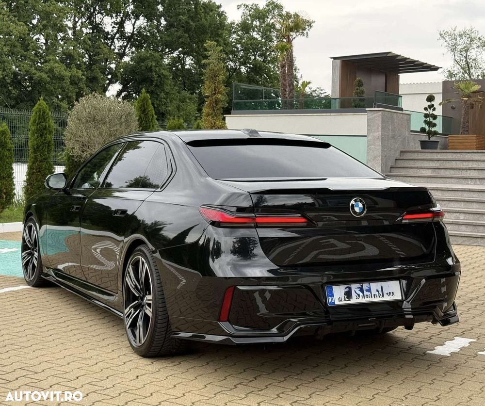 BMW Seria 7 740d xDrive MHEV - 2