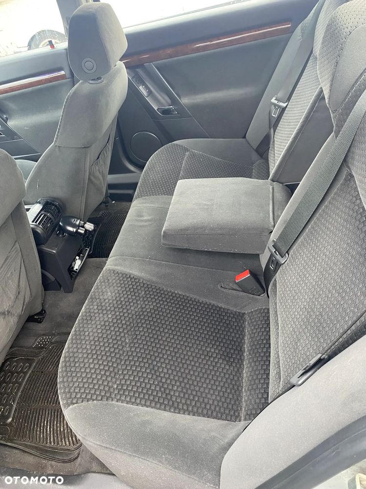 Opel Vectra 2.2 - 11