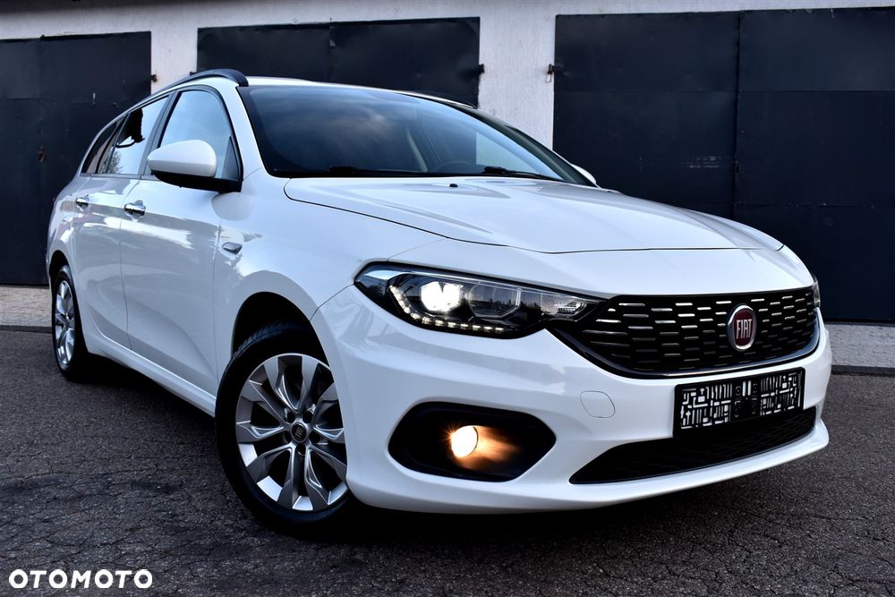 Fiat Tipo 1.4 16v Lounge EU6d - 40