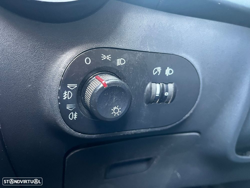 Seat Ibiza 1.4 TDI SPORT - 12