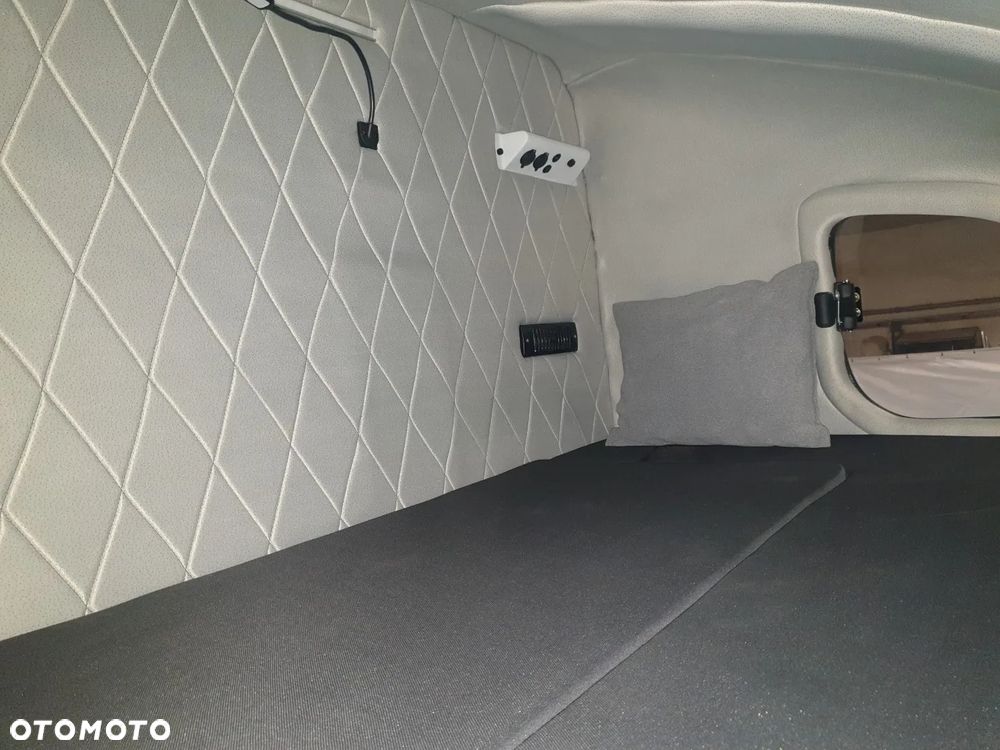 Iveco Daily - 12