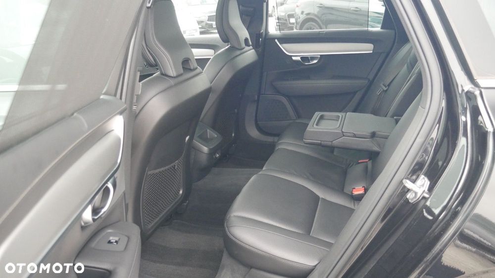 Volvo V90 - 21