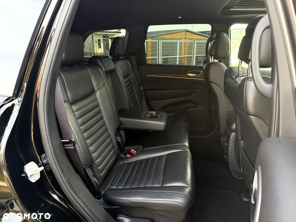 Jeep Grand Cherokee - 19