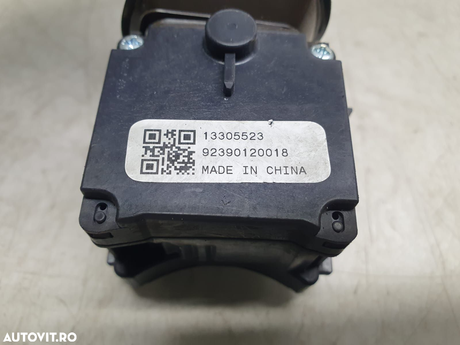 Maneta stergator parbriz 13305523 Opel Insignia A [2008 - 2014] 2.0 c - 3