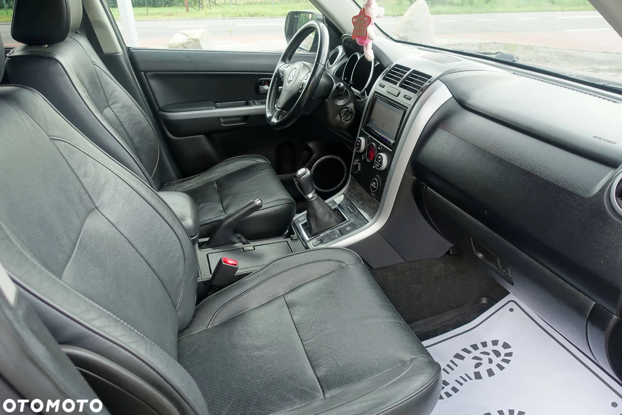 Suzuki Grand Vitara 1.9 DDiS De Luxe - 11