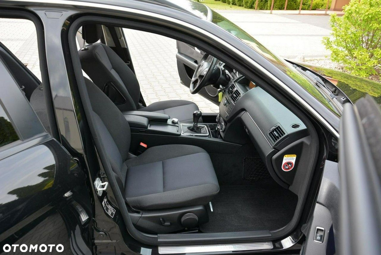 Mercedes-Benz Klasa C 180 Kompressor Elegance - 17
