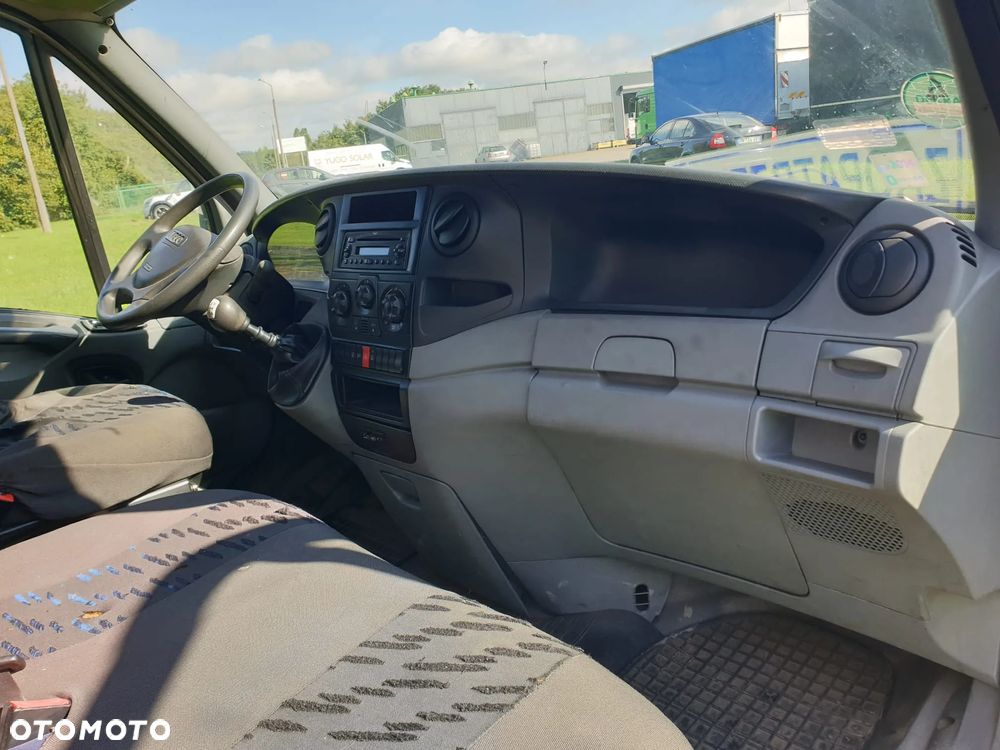 Iveco DAILY 35C15 - 13
