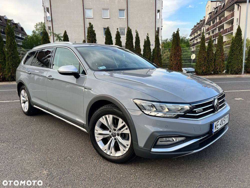 Volkswagen Passat Alltrack 2.0 TDI SCR DSG 4Motion - 8