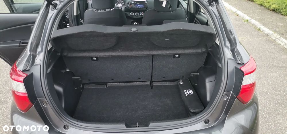 Toyota Yaris 1.5 Life - 12