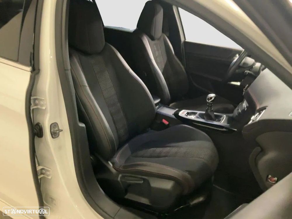 Peugeot 308 1.2 PureTech GT Line - 8