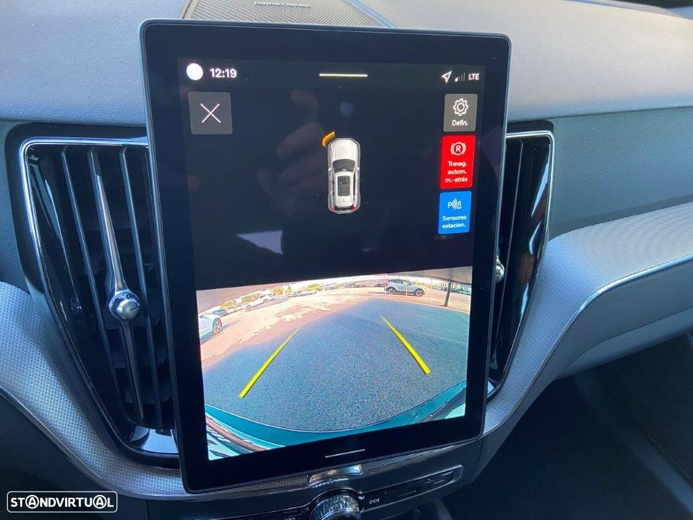 Volvo XC 60 2.0 T6 PHEV Black Edition AWD - 19