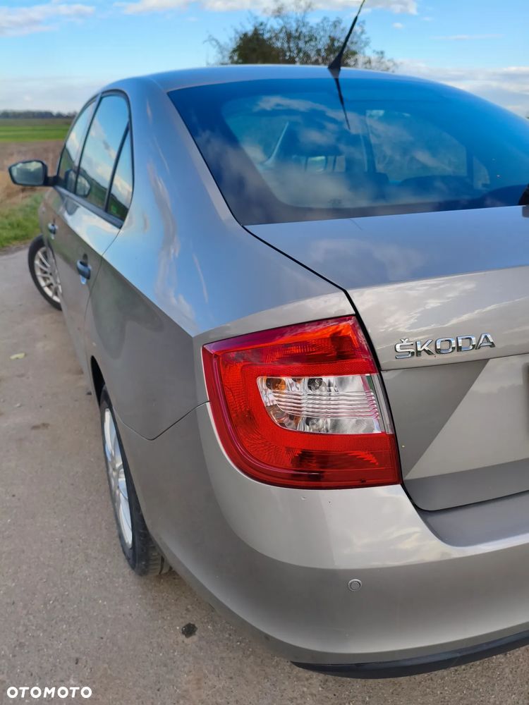 Skoda RAPID - 9