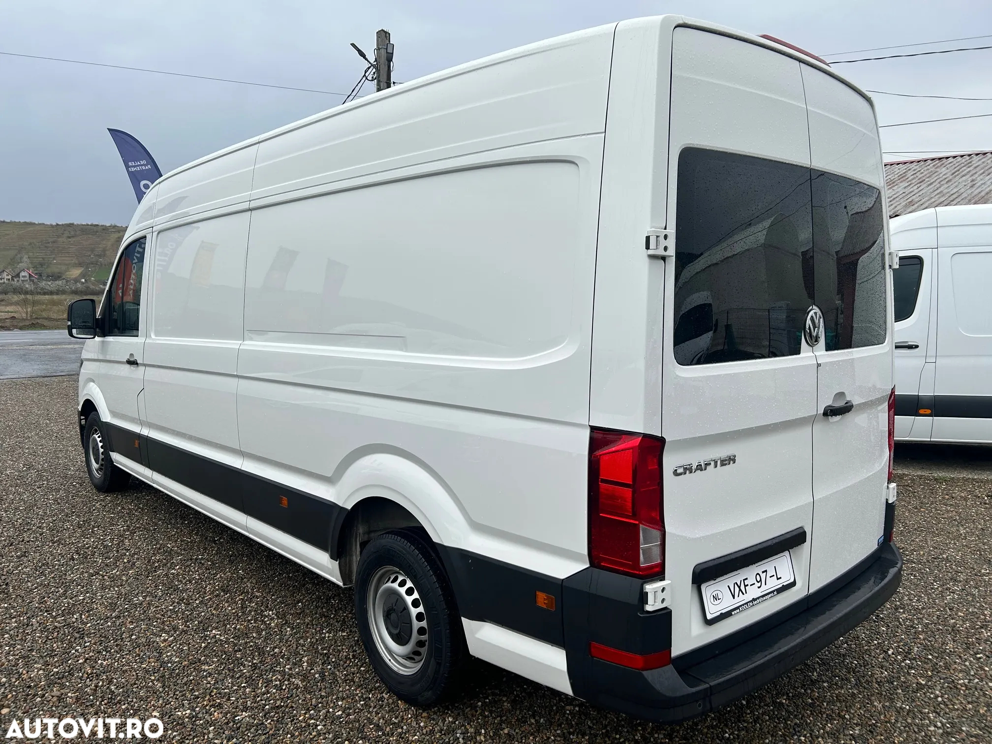 Volkswagen Crafter - 2