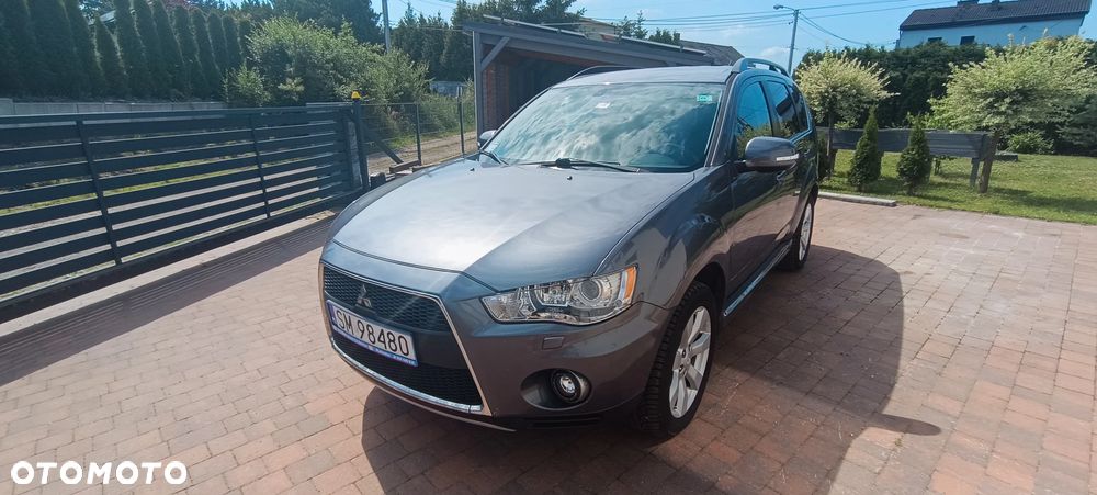Mitsubishi Outlander 2.4 Instyle EU5 CVT - 1