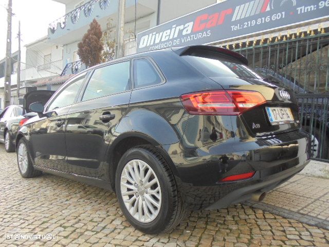 Audi A3 Sportback 1.6 TDI Sport - 6