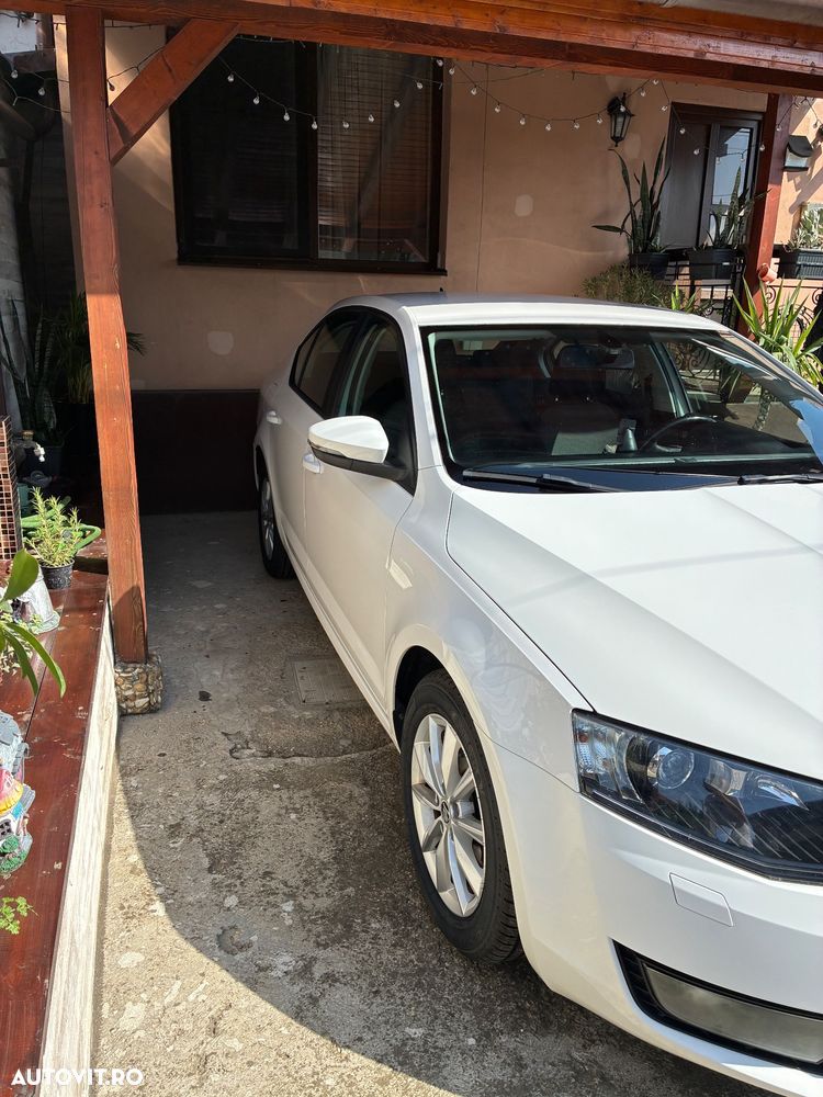 Skoda Octavia 1.6 TDI Ambition - 10