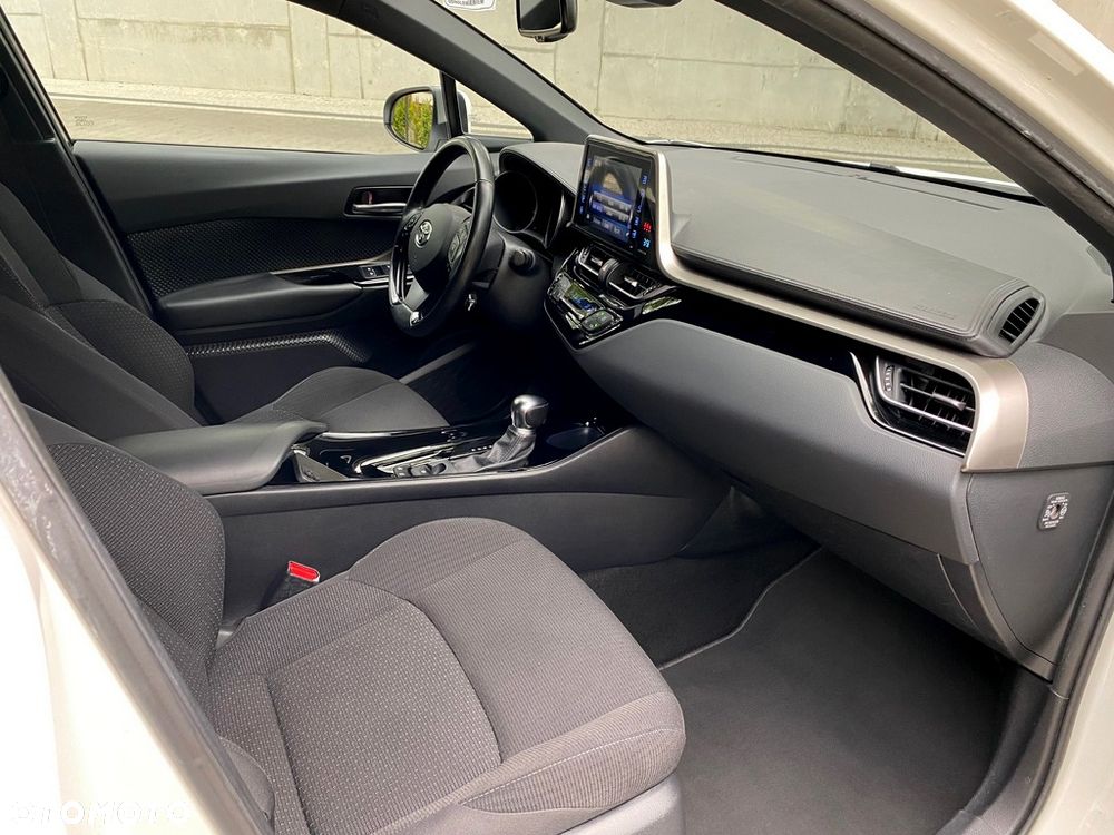 Toyota C-HR 1.8 Hybrid GPF Style - 8