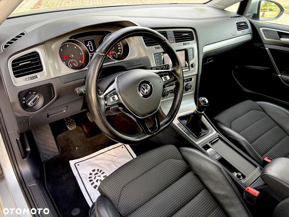 Volkswagen Golf 2.0 BlueTDI Comfortline - 6