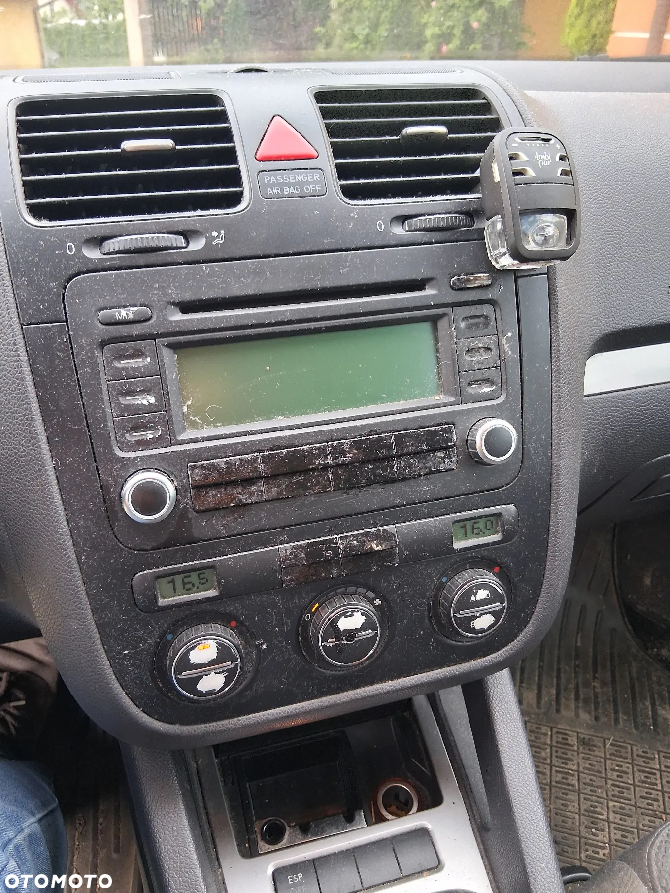 Volkswagen Golf - 11