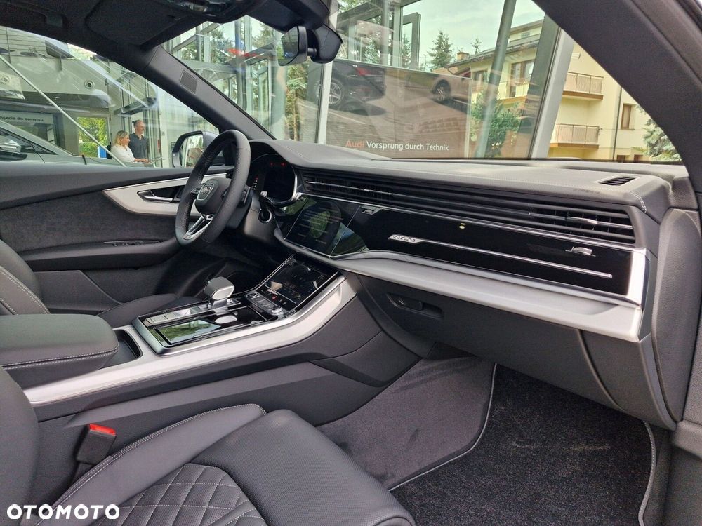 Audi Q8 50 TDI mHEV Quattro Tiptronic - 13