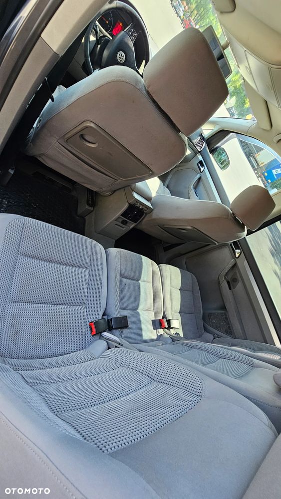 Volkswagen Touran 2.0 TDI Highline DSG - 6