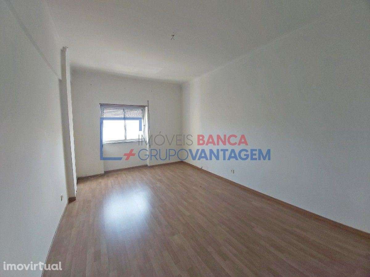 T2 para venda Amora, Seixal - Grande imagem: 2/22