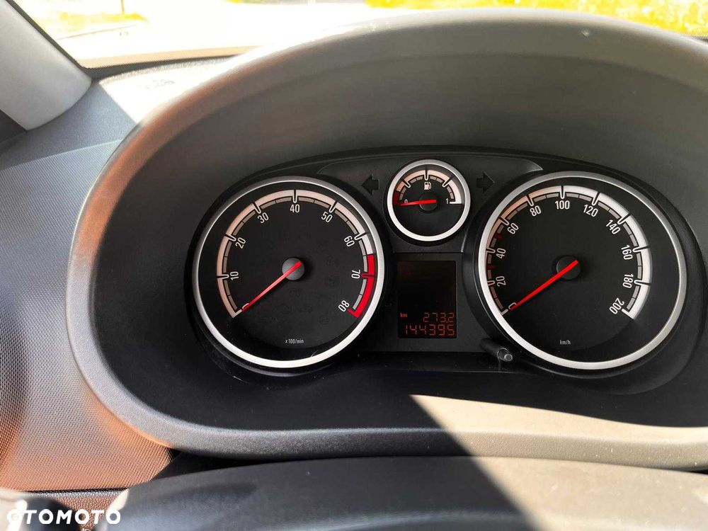 Opel Corsa - 5