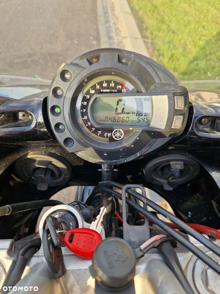 Yamaha FZ6 - 12