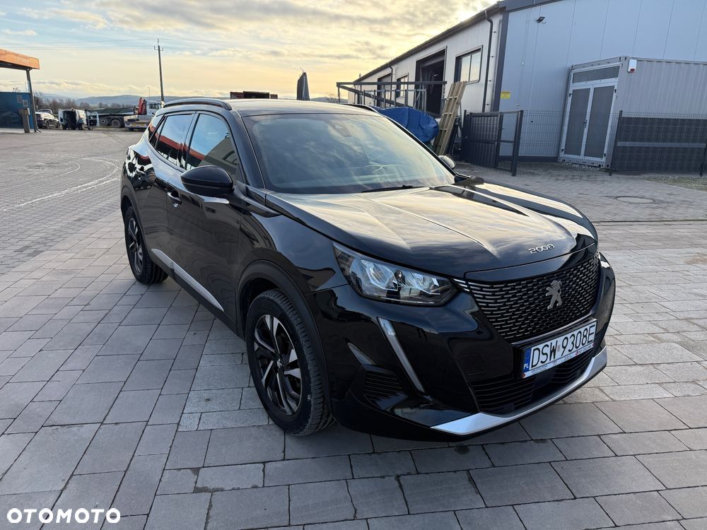 Peugeot 2008 1.5 BlueHDi Allure Pack S&S EAT8 - 4