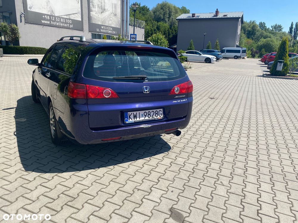 Honda Accord - 4