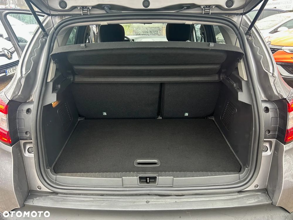 Renault Captur - 16