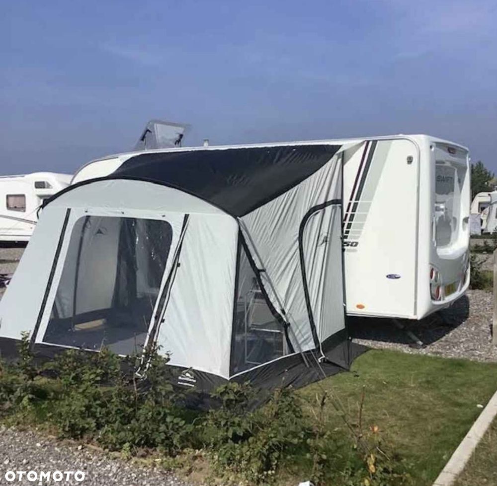 SWIFT Charisma 550 - 38