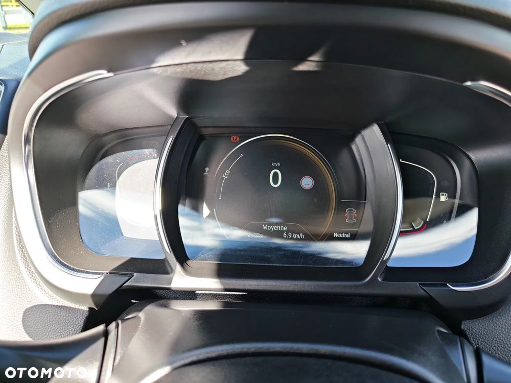 Renault Scenic - 16